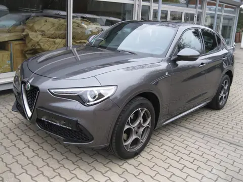 Alfa Romeo Stelvio 2.0T Q4 Ti (206kW/280pk) ** Bi-XENON/LED, LEDER, PANORAMA, ACC, 19-inch LMV, MEM 