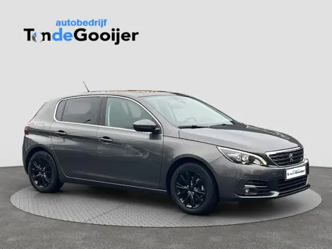 Peugeot 308 1.2 PureTech Allure | NAV. | PANORAMA | APPLE CARPLAY / ANDROID AUTO |