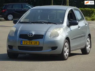 Toyota Yaris 1.3 VVTi Terra 5DEURS EXPORT!