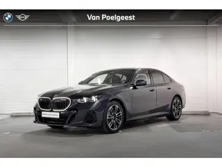 BMW 5 Serie Sedan 530e | M-Sport Pro | Travel Pack | Comfort Pack | Driving Assistant Plus | Harman/