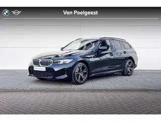 BMW 3 Serie Touring 330e | M-Sport | Panoramadak | Trekhaak