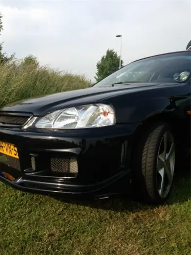 Honde Civic Silverstone 1,4 met rolkoooi!
