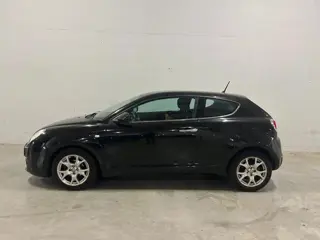 Alfa Romeo MiTo 1.4 Distinctive Airco APK t/m 2027 NAP