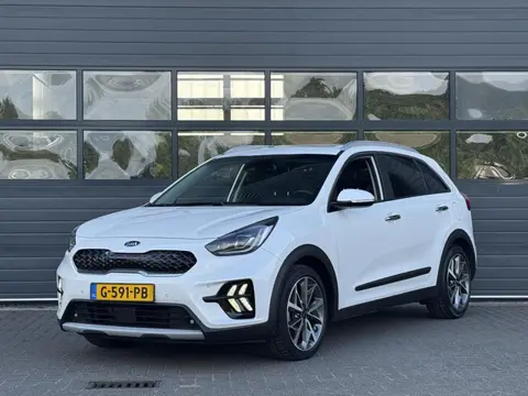 KIA NIRO 1.6 GDi HYBRID EXECUTIVELINE I AUTOMAAT I TREKHAAK I SCHUIFDAK I NIEUW MODEL