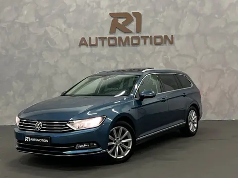 Volkswagen Passat Variant 1.8 TSI Business Edition R|PANO|CAMERA|TREKHAAK|KEYLESS START|DIGITAL DASH