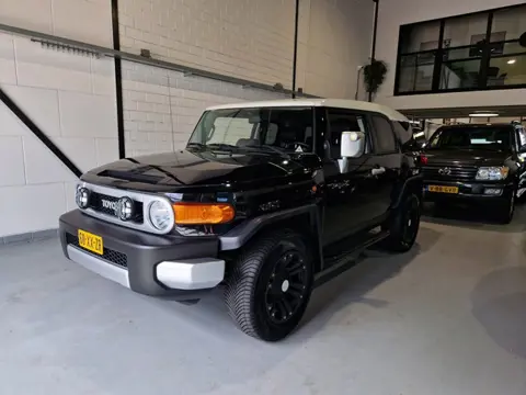 Toyota FJ CRUISER 4X4 Leder Org NL 1e Eig. Dealeronderhouden