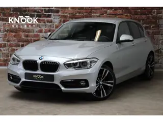 BMW 1-serie 116i Executive Sport Line 5 deurs / Navigatiesysteem / Trekhaak / LED / Sportstoelen / P