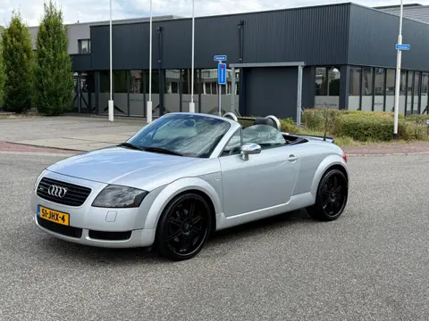 Audi TT Roadster 1.8 5V Turbo quattro Cabrio Leder 6 Bak