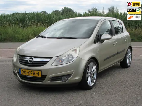 Opel Corsa 1.4-16V Cosmo