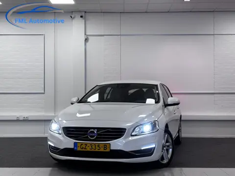 Volvo V60 2.4 D6 Twin Engine Summum | Trekhaak | Leder |