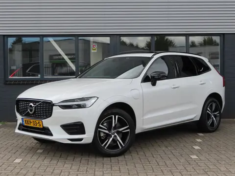 Volvo XC60 2.0 Recharge T6 AWD R-Design | pano dak | lederen bekleding | camera