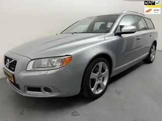 Volvo V70 2.0T R-Edition # Leder # Xenon # Trekhaak # Clima # Lmv # Nap