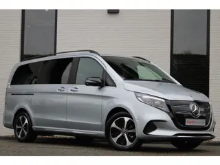 Mercedes-Benz EQV 300 L2 / AMG / Luchtvering / 7-Persoons / Burmester / Elec Stoelen / Vol Opties / 