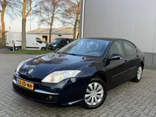 Renault Laguna 2.0 16V Expression 157.961KM tekst lezen