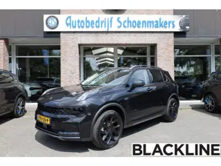 Lynk & Co 01 1.5 261PK! BLACKLINE! 6.6KWh 360-CAMERA PANO/SCHUIF INFINITY DAB NAVI CARPLAY STOELVERW