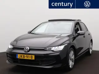 Volkswagen Golf 1.5 eHybrid Life Edition | Panodak | Zwenkbare trekhaak | Camera | Side-Assist | ACC