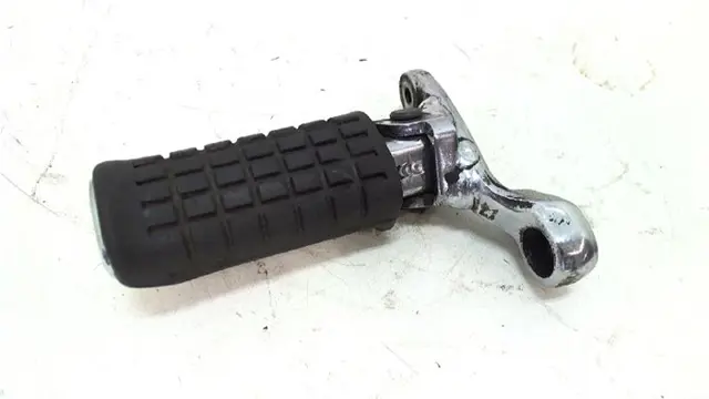 VOETSTEUN LINKS Honda CB 650 1983 - 1985