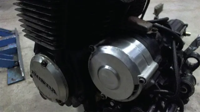 DYNAMODEKSEL Honda CB 650 1983 - 1985