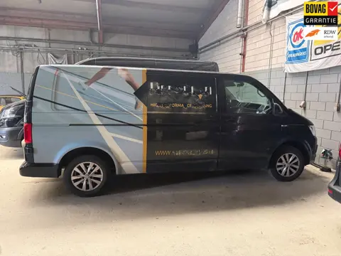 Volkswagen Transporter 2.0 TDI L2 ZWART ‘18 110KW ALU AC