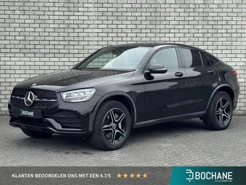 Mercedes-Benz GLC-klasse Coupé 300e 4MATIC AMG Line | Camera | Navigatie | Stoelverwarming | Elektri