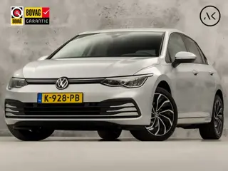 Volkswagen Golf 1.5 TSI Sport (APPLE CARPLAY, GROOT NAVI, 4 CILINDER, STUUR/STOELVERWARMING, PARKEER