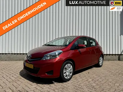 Toyota Yaris 1.3 VVT-i Aspiration, Airco, Camera, Dealer onderhouden, 4-seizoenenbanden