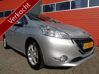 Peugeot 208 1.2 VTi Style.5drs,Airco,Cruise,Navi,Nette auto!