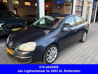 Volkswagen Jetta 1.6 FSI Trendline NW APK 02-2027-CLIMA/LM VELGEN
