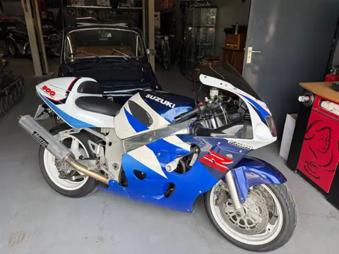 Suzuki Sport GSX R 600