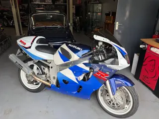 Suzuki Sport GSX R 600