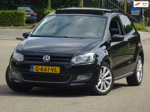 Volkswagen Polo 1.2 TSI Highline BJ2013 PANO/CRUISE/PDC/APK
