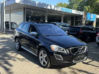 Volvo XC60 3.0 T6 AWD R-Design Panoramadak https://wheelerdelta.autodata.nl/#/fotovideo/20808595