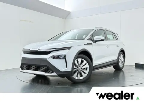 Škoda Elroq 85 Tour Edition 286 PK | Dodehoeksensor | Camera | Verwarmbaar stuurwiel en stoelen |