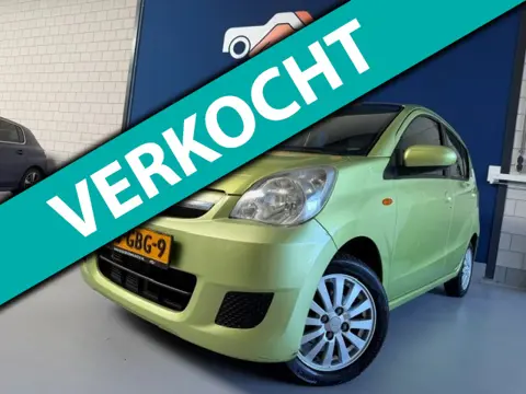 Daihatsu Cuore 1.0 Premium /bj.2008 / lemon / 1e eigenaar / NAP met 153659 km.en APK tot 05/2027 / a