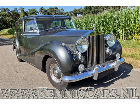Rolls-Royce 1958 Silver Wraith LWB Sedan