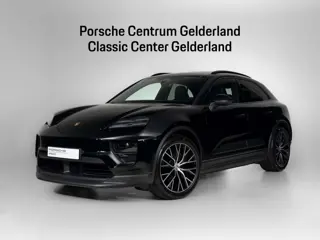 Porsche Macan 4