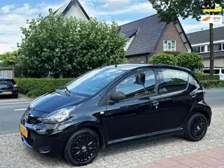Toyota Aygo 1.0-12V Access 5 deurs NL-AUTO-NAP