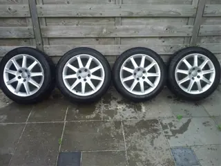 Audi velgen 225/50 R 17