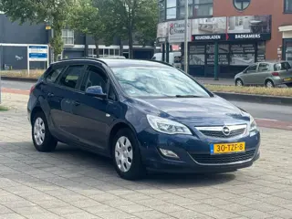 Opel Astra Sports Tourer 1.4-airco/apk 08-2027/2eigenaar/Navigatie