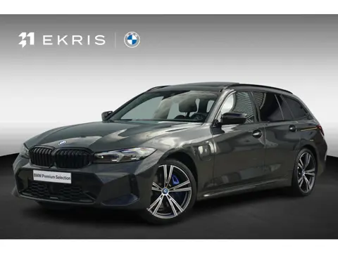 BMW 3 Serie Touring 320e | M Sportpakket Pro | Panoramadak | Harman Kardon | Elektrisch verstelbare 