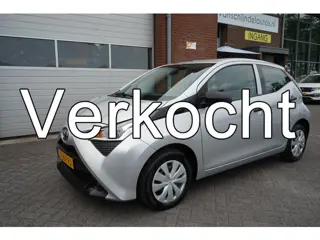 Toyota Aygo 1.0 VVT-I X-FUN OKT 2020 NL AUTO 5 DEURS AIRCO CRUISECONTROL LED BLUETOOTH RADIO CD AUX 
