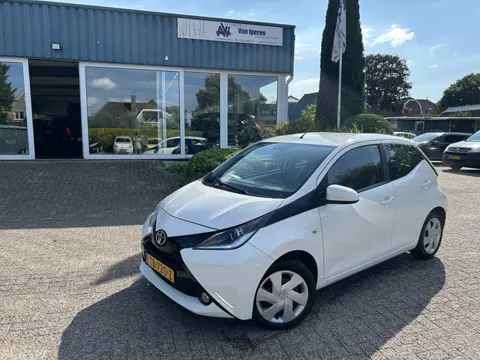 Toyota Aygo 1.0 VVT-i x-nav Apple Carplay (bj 2018)