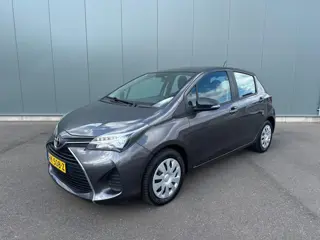 Toyota Yaris 1.3 VVT-i Aspiration CAMERA | ONDERHOUDSBOEKJE | NAP !