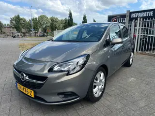 Opel Corsa 1.4 Edition automaat