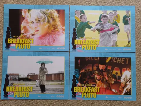 BREAKFAST ON PLUTO lobbycard set.