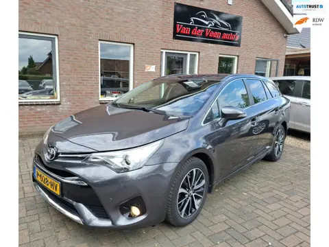 Toyota Avensis Touring Sports 1.8 VVT-i SkyView Edition