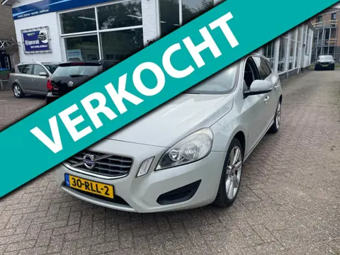 Volvo V60 1.6 T4 Momentum