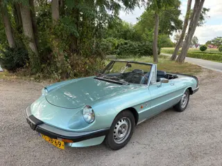 Alfa Romeo Spider 2.0 Veloce