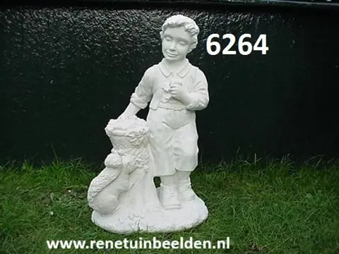 Jongen met Eekhoorn. nr 6264