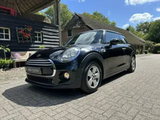 MINI 3-deurs 1.2 One Pepper. Nieuw model !!stoelverw, Climate/cruise. Zeer mooi !!!
